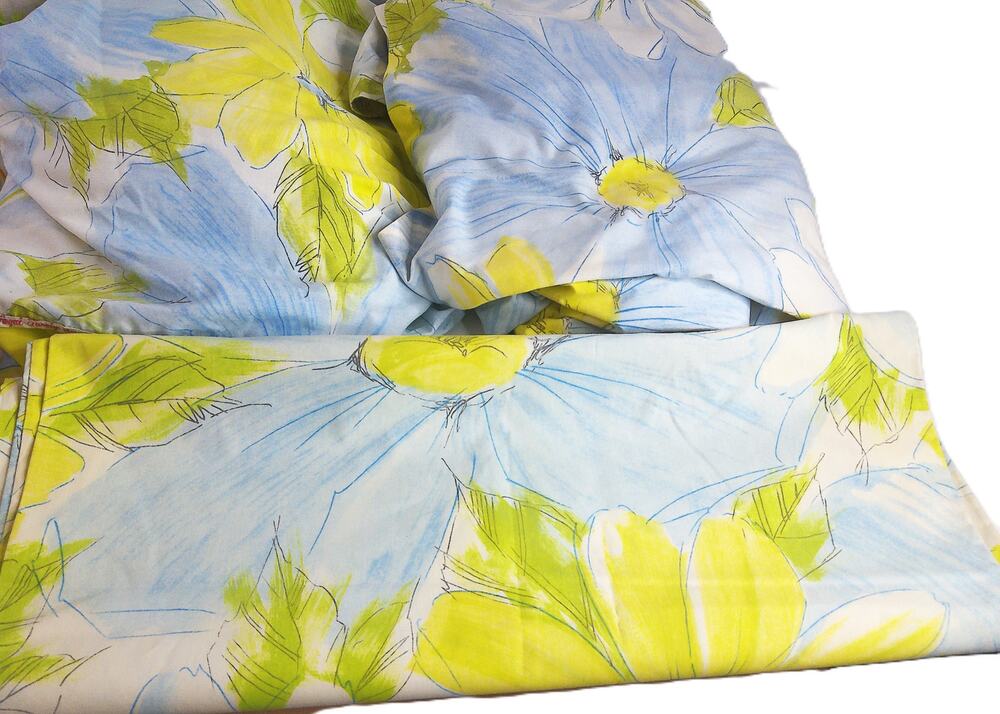 Vintage Cannon Royal Family No Iron Percale Heavenly Daisy Blue Full Sheet Set